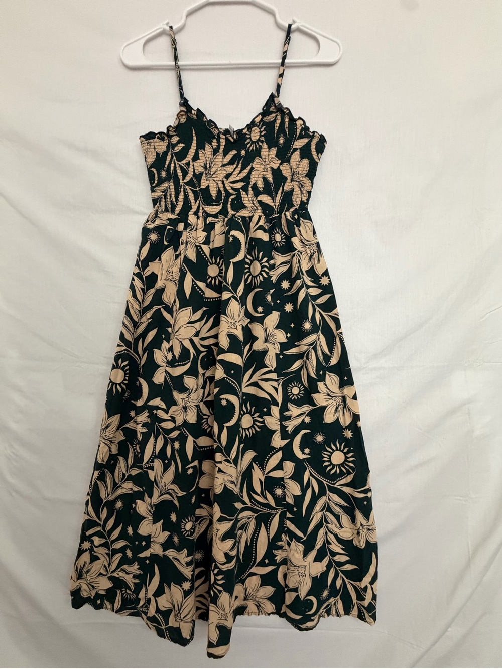 Patrons of Peace Women’s Floral Smocked Midi Dress M Excellent(A836)